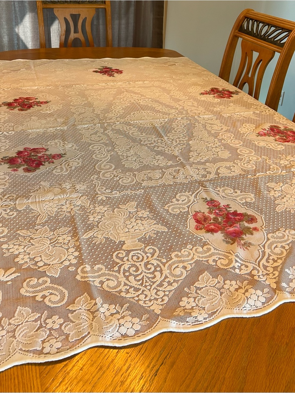 VTG Style Lace Tablecloth Printed Fuchsia Rose
Floral Faux Cross Stitch Pattern